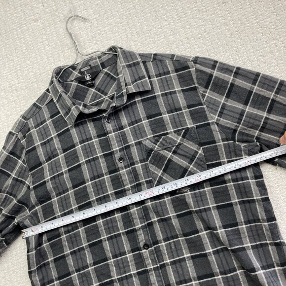 Y2K Volcom Black Modern Fit Plaid Flannel Button Up Shirt Men’s Size XL Skate - Picture 8 of 15